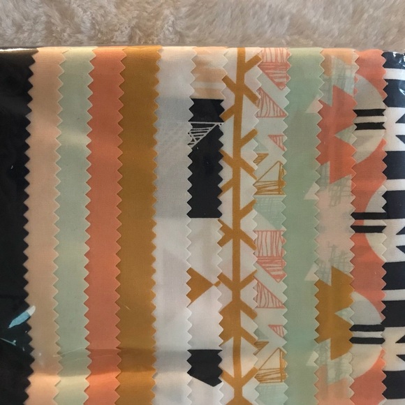 Fat Quarter Shop Arizona Fat Quarter Bundle by April Rhodes - Picture 3 of 5